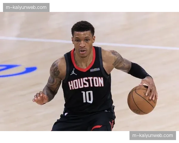 火箭锁定季后赛席位 范弗里特亚当斯伤缺影响巨大